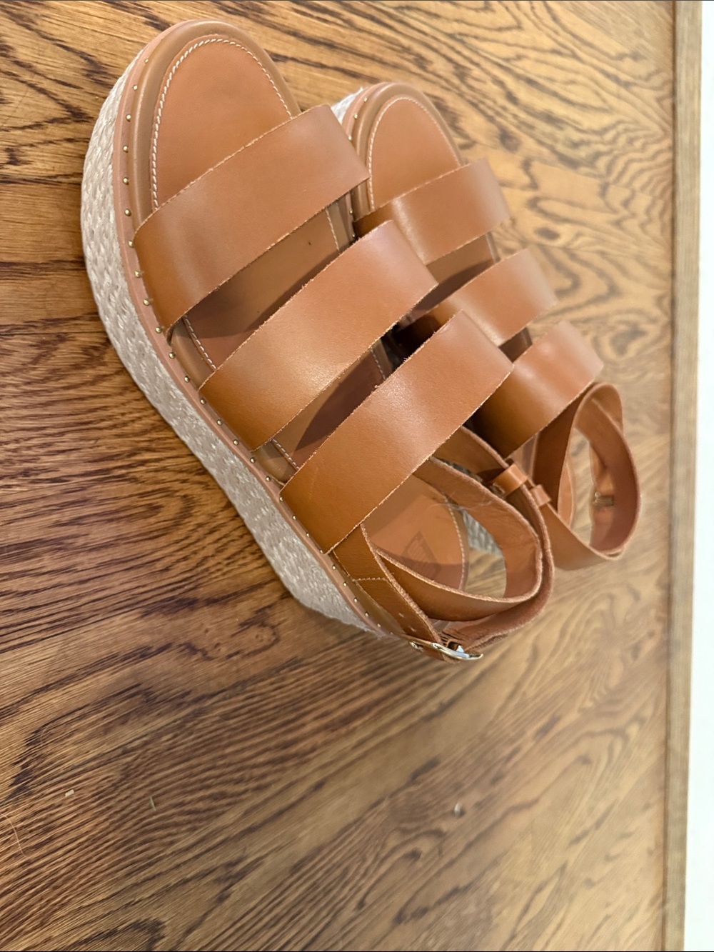 Brown Triple-Strap Fitflop Leather Sandals size 9 - Picture 3 of 6